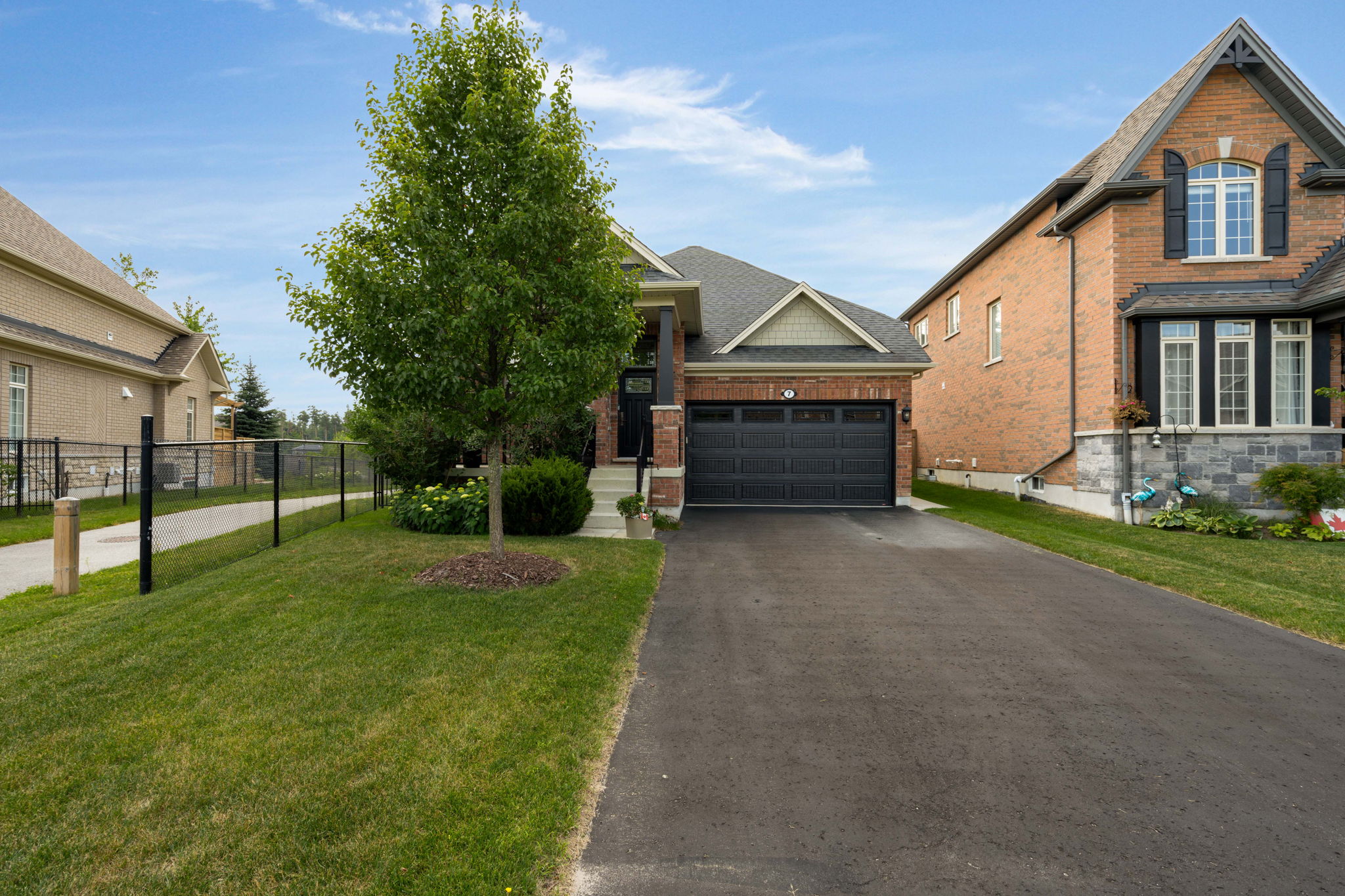 7 CAMERON Street, Springwater, Ontario L9X 0S6