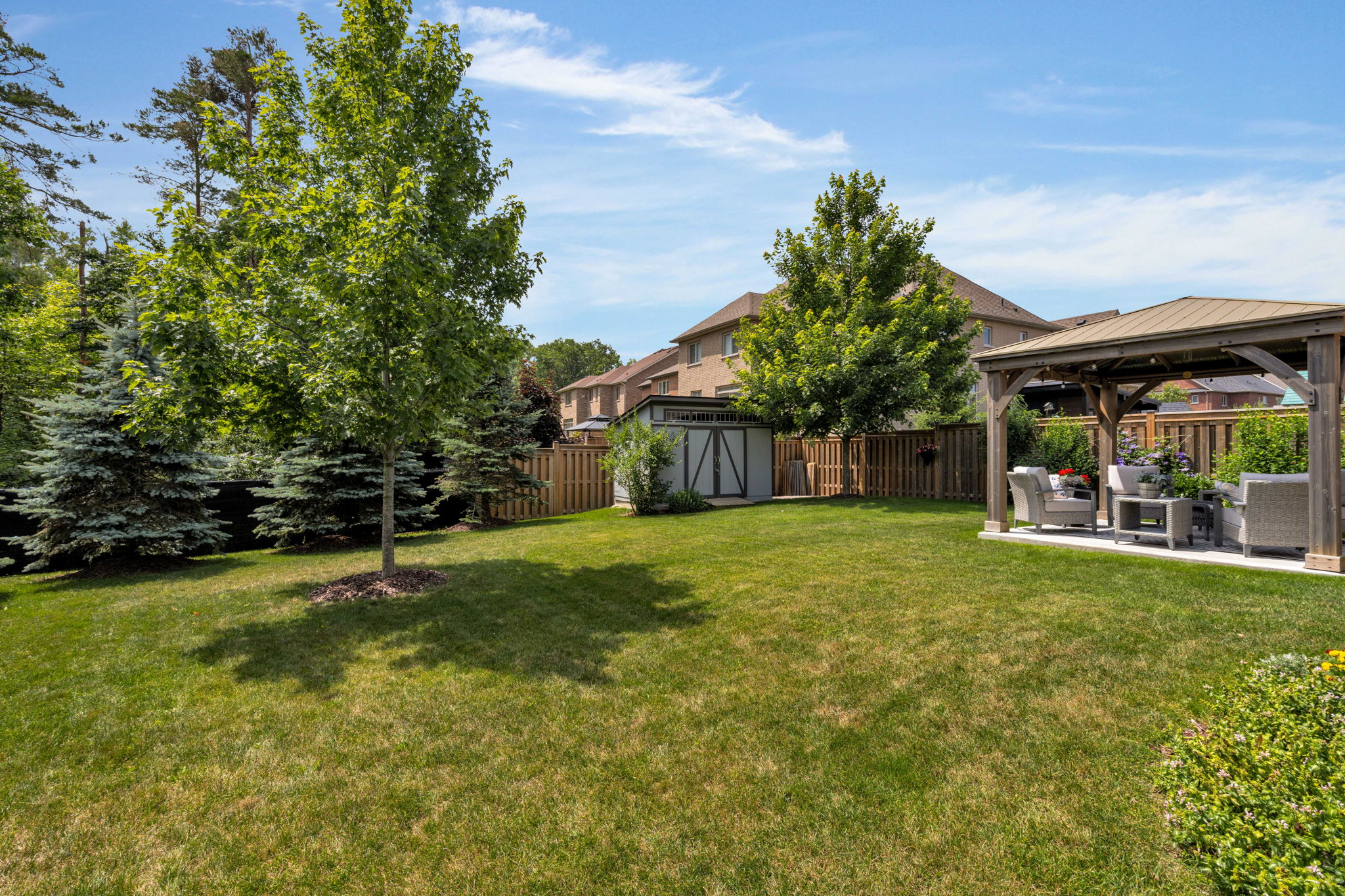 7 CAMERON Street, Springwater, Ontario L9X 0S6