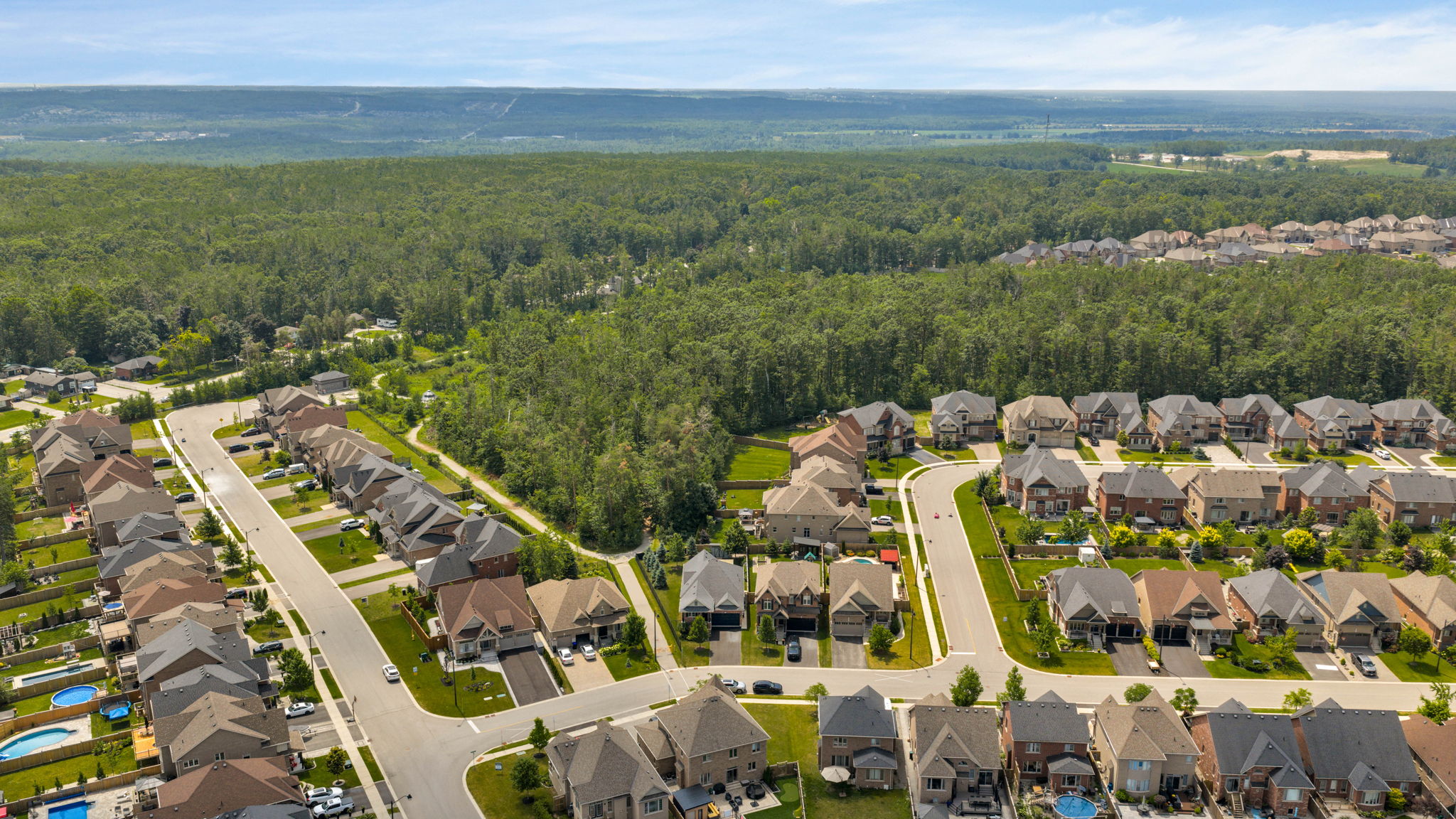 7 CAMERON Street, Springwater, Ontario L9X 0S6