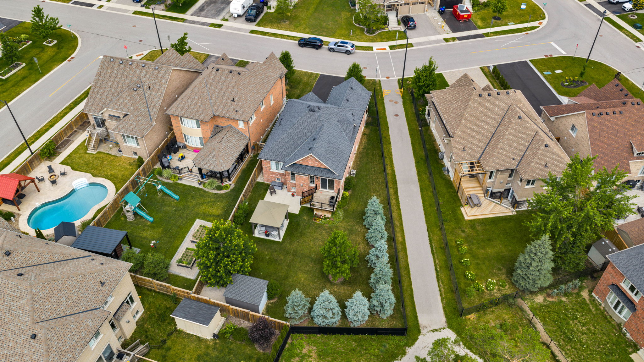 7 CAMERON Street, Springwater, Ontario L9X 0S6