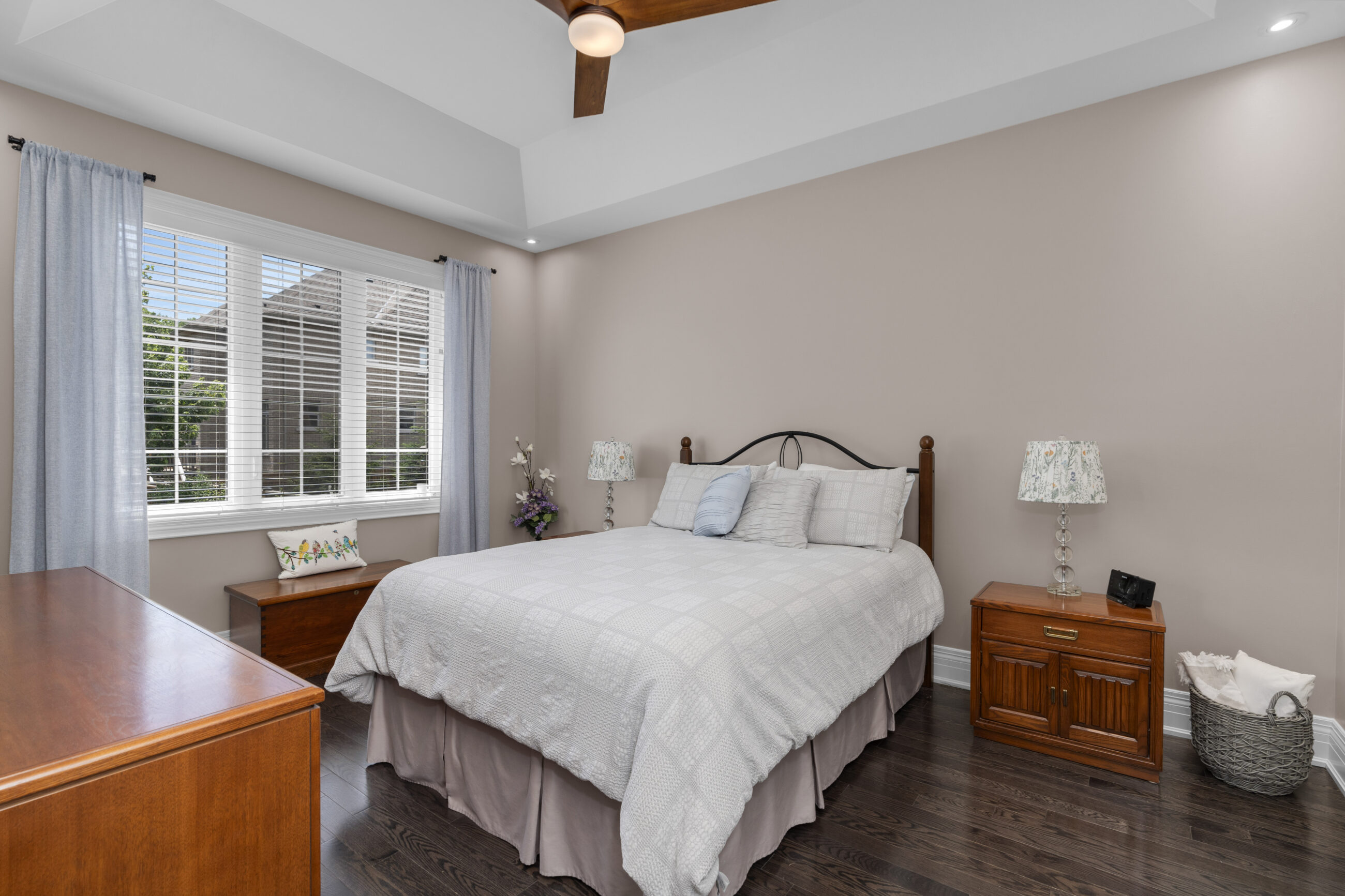 7 CAMERON Street, Springwater, Ontario L9X 0S6