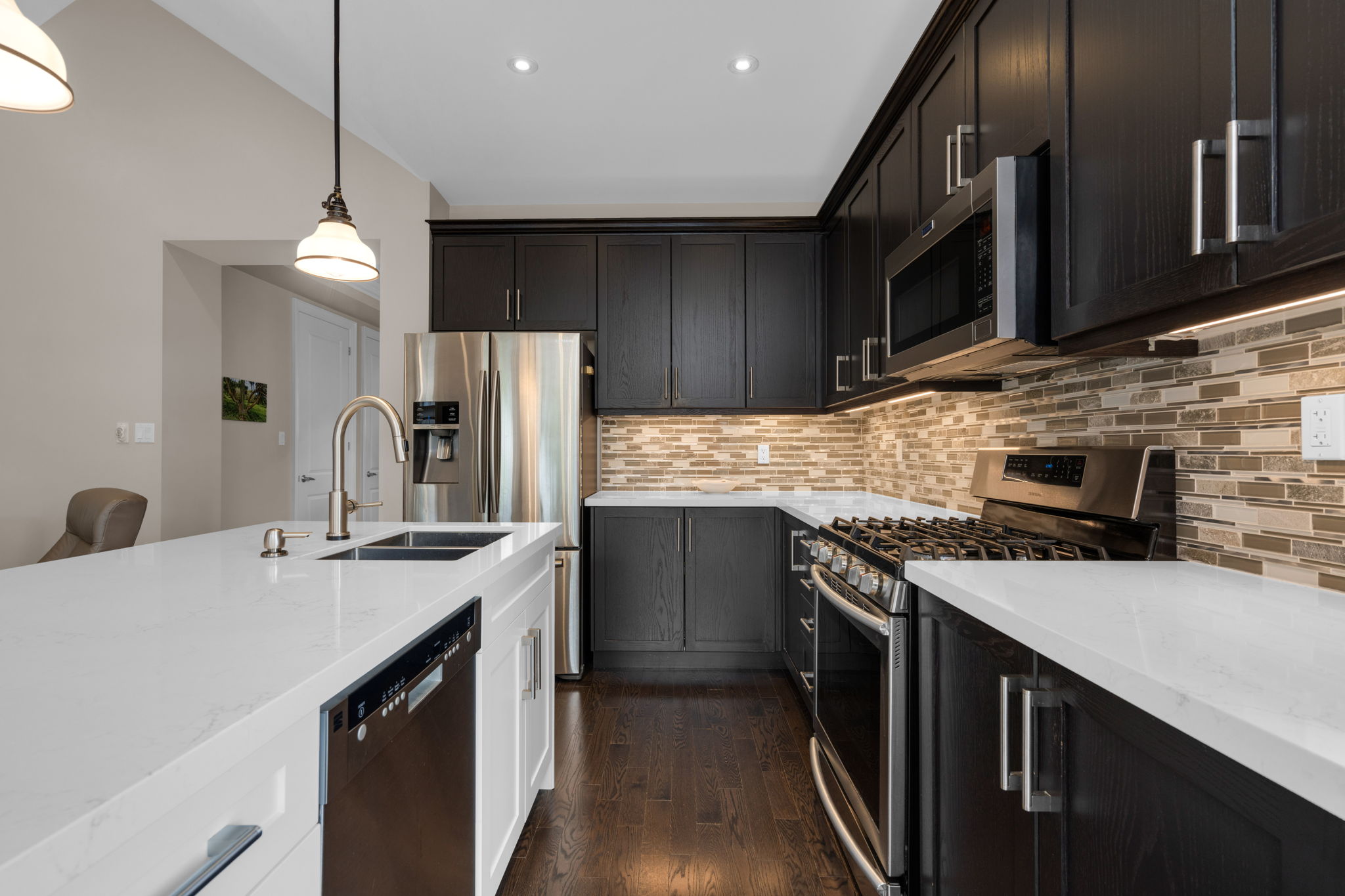 7 CAMERON Street, Springwater, Ontario L9X 0S6