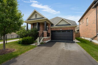 7 CAMERON Street, Springwater, Ontario L9X 0S6