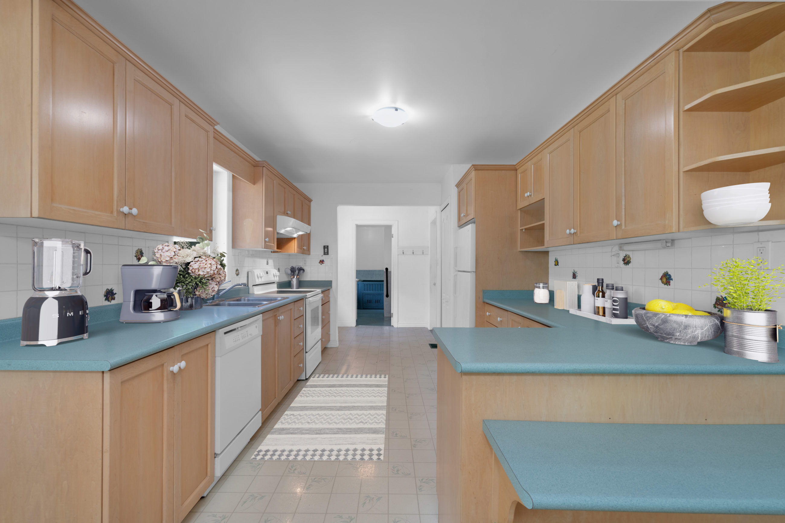 1775 Division Road East