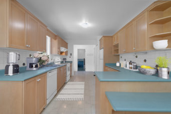 1775 Division Road East