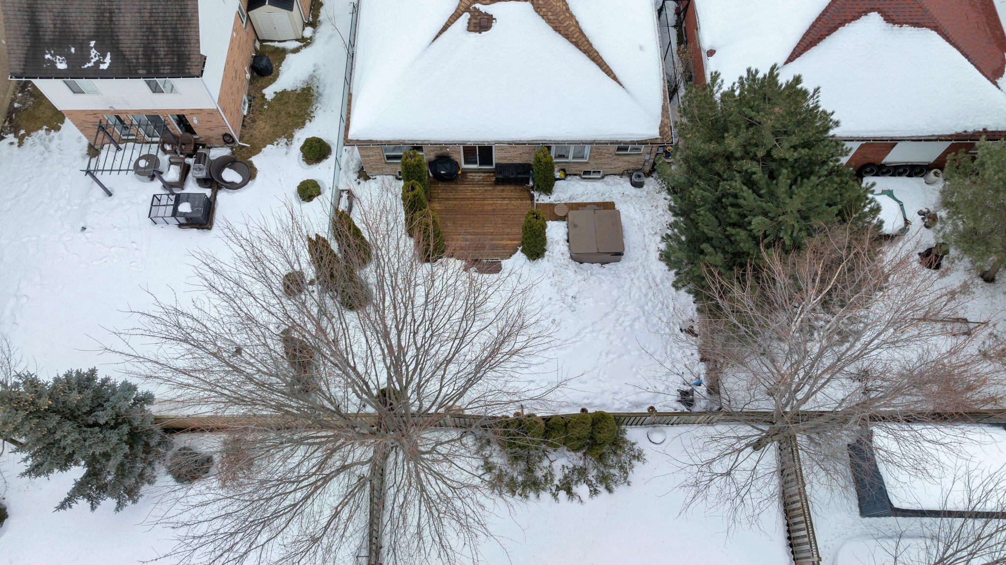 11 MARINA Crescent