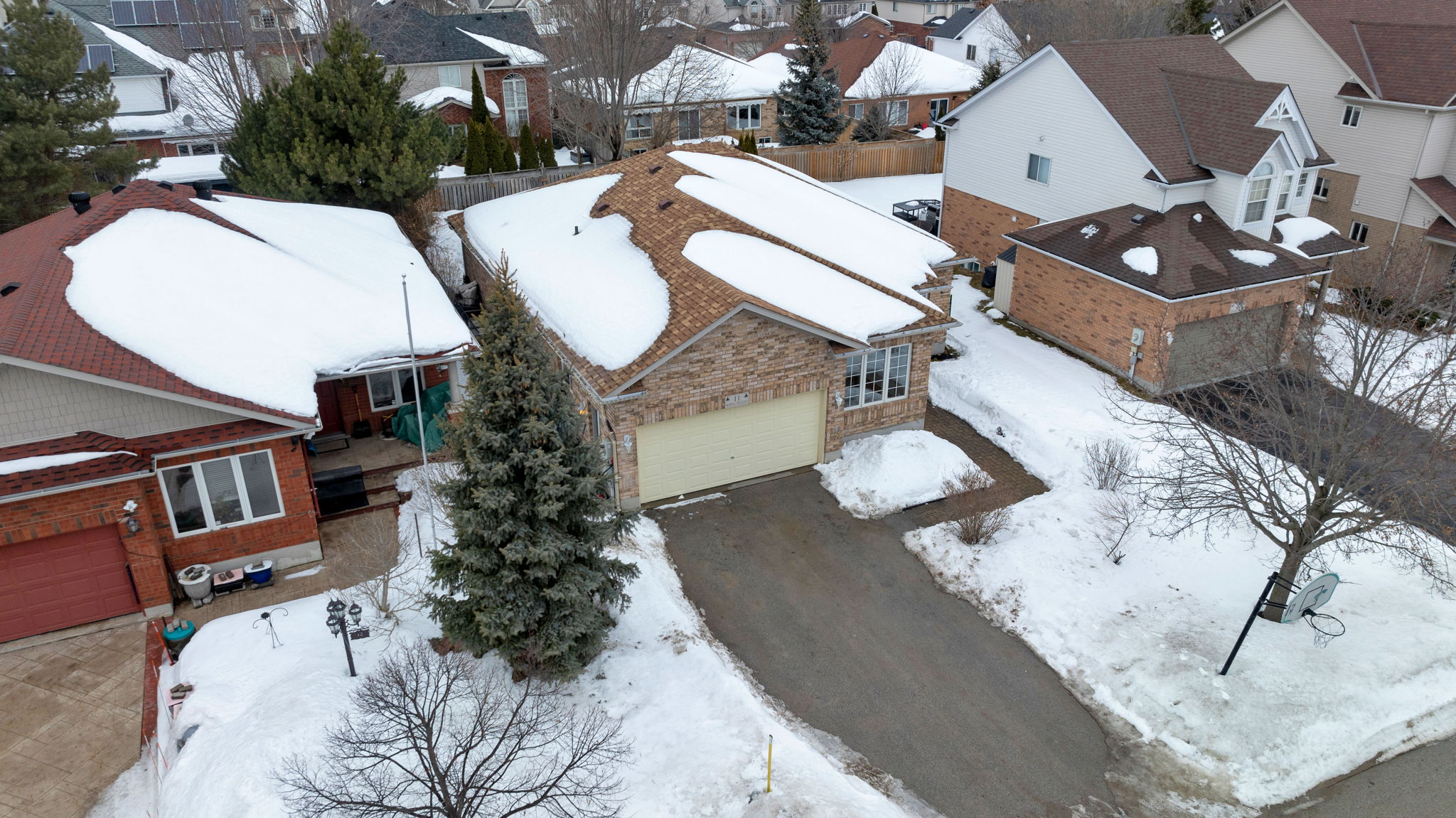 11 MARINA Crescent