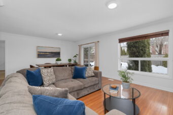 11 MARINA Crescent