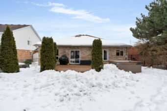 11 MARINA Crescent