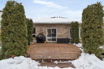 11 MARINA Crescent