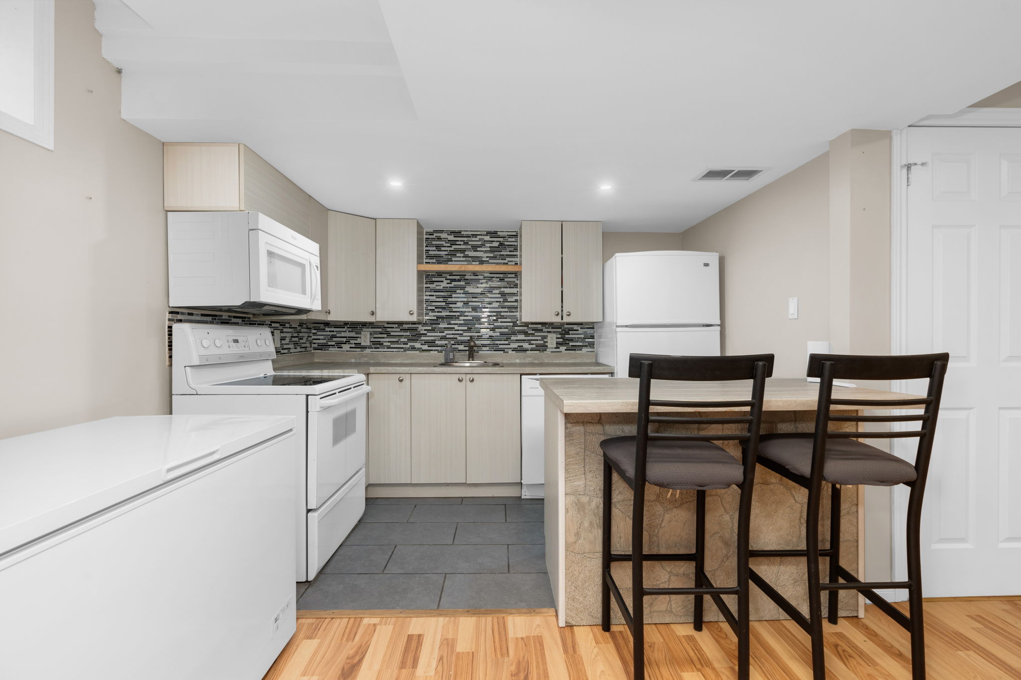 20 BEAR CREEK DR, BARRIE, L4N9M6