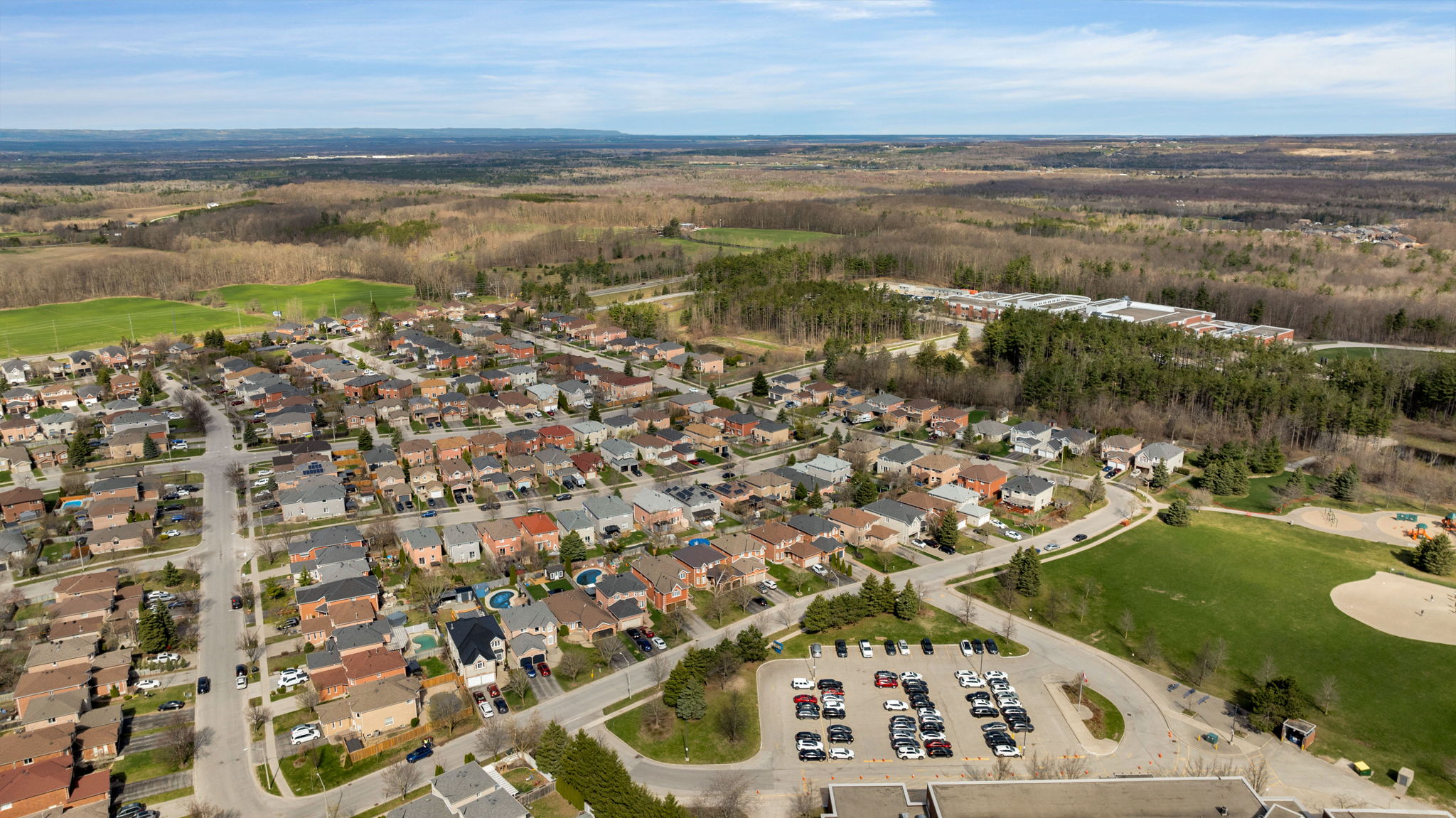 20 BEAR CREEK DR, BARRIE, L4N9M6