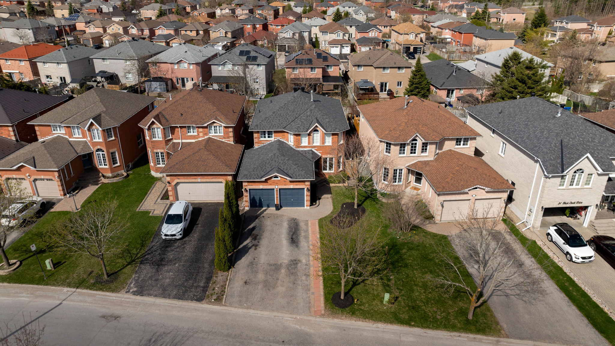 20 BEAR CREEK DR, BARRIE, L4N9M6