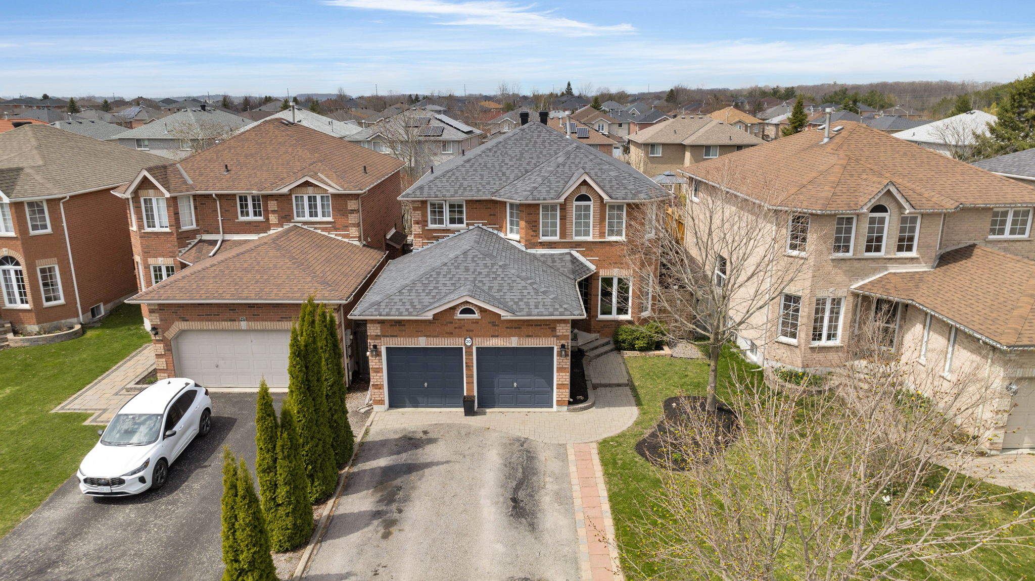 20 BEAR CREEK DR, BARRIE, L4N9M6