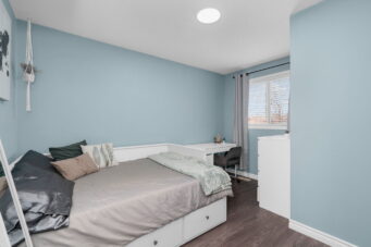 20 BEAR CREEK DR, BARRIE, L4N9M6