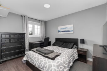 20 BEAR CREEK DR, BARRIE, L4N9M6