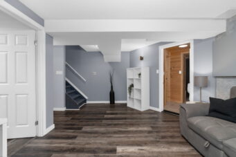 20 BEAR CREEK DR, BARRIE, L4N9M6