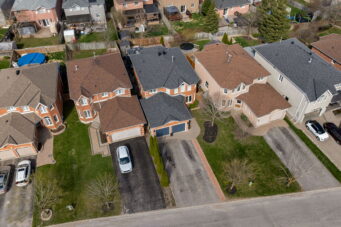 20 BEAR CREEK DR, BARRIE, L4N9M6