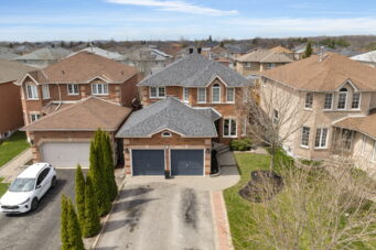20 BEAR CREEK DR, BARRIE, L4N9M6