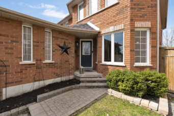 20 BEAR CREEK DR, BARRIE, L4N9M6
