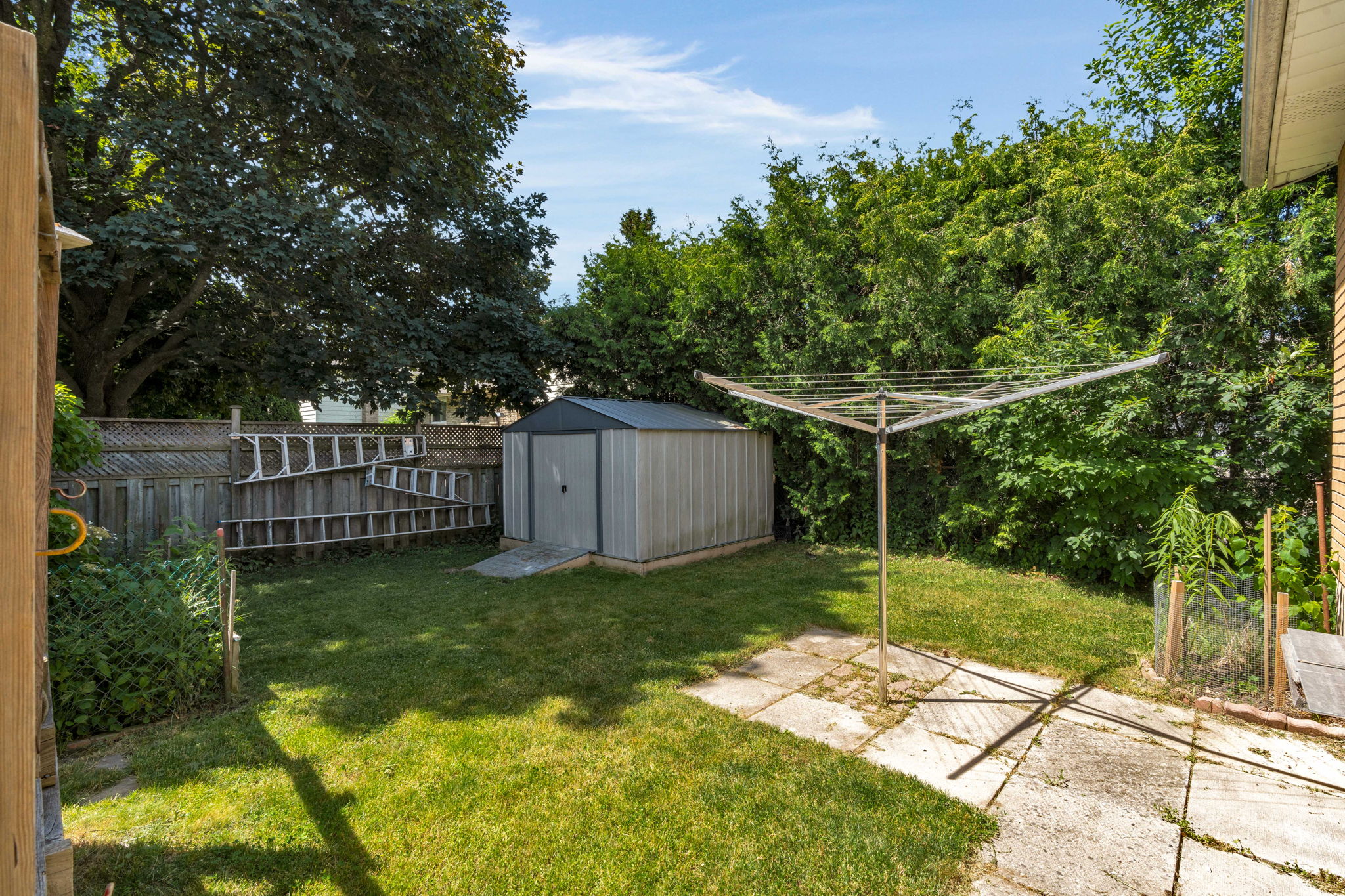 119 PARKWAY AVE