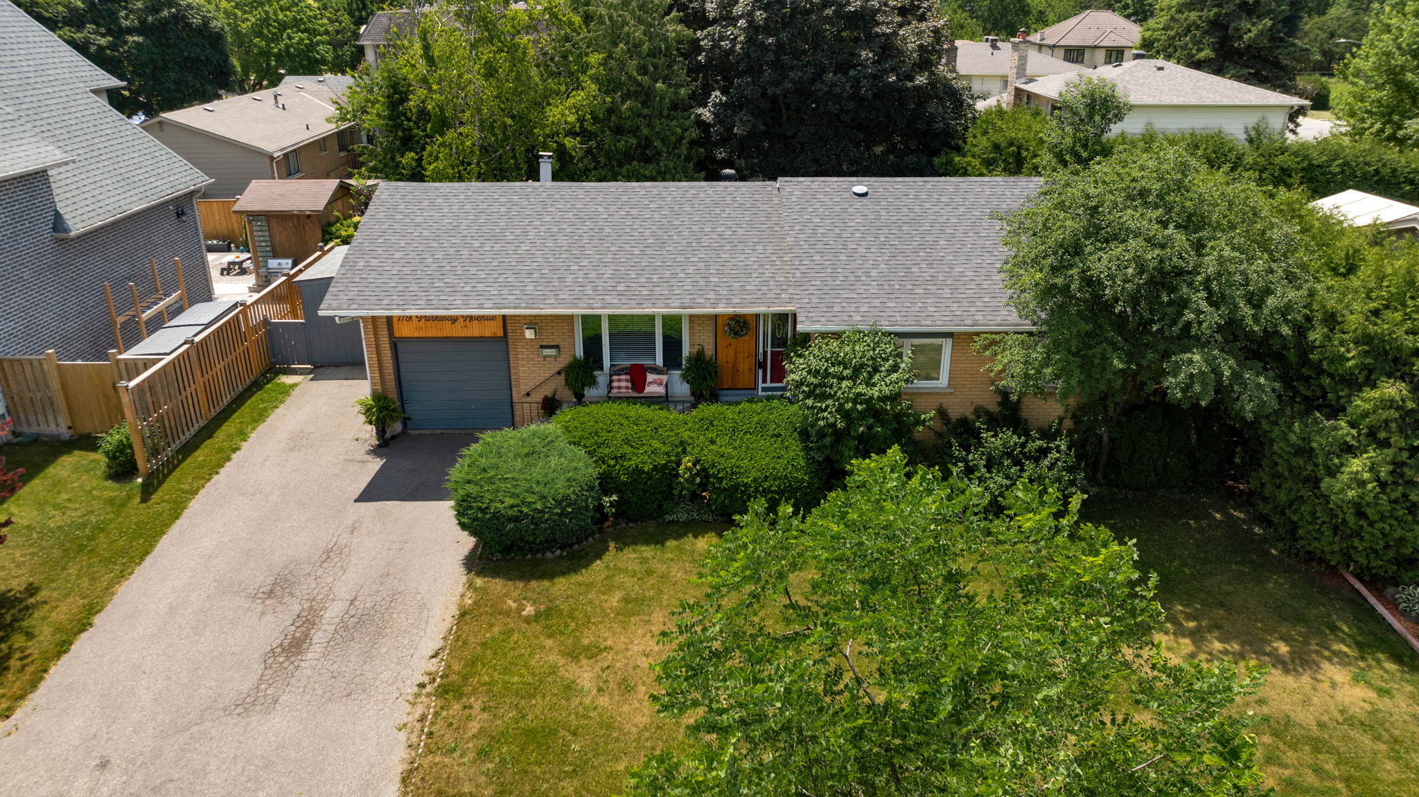 119 PARKWAY AVE