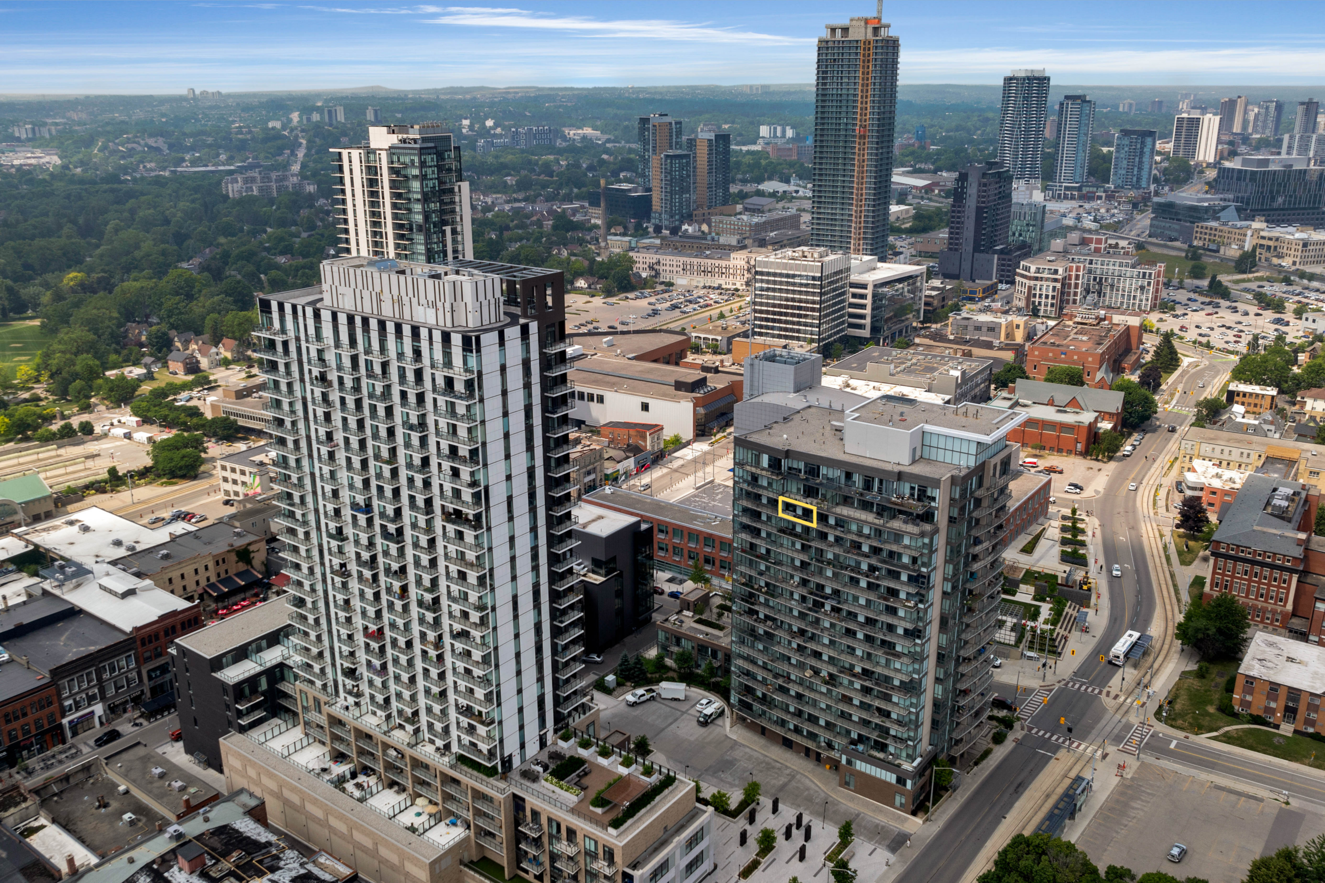 85 Duke St W, Unit#1507