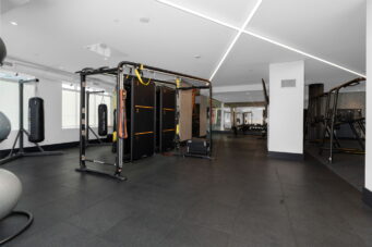 85 Duke St W, Unit#1507