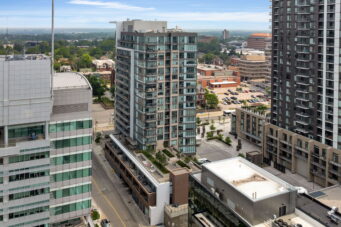 85 Duke St W, Unit#1507