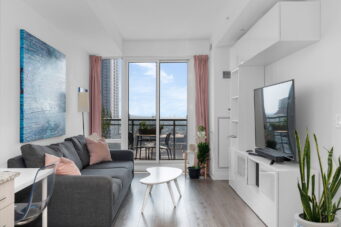 85 Duke St W, Unit#1507